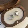 Aretes de Perlas Naturales, Exquisitos Minimalistas de Nicho para Mujer, Lujo Ligero de Alta Gama, Aretes S925, Accesorios para Orejas de Venta Caliente 2026