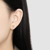 Ins Coreano Simples Acessível Luxo Quatro Garras Cabeça de Touro Diamante Único Hélice da Orelha Design de Nicho Senso de Design Brincos de Aço Titânio