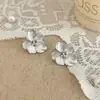 Pendientes de Botón Flor de Perla Elegantes y Graciosos, Versátiles de Lujo Ligero Estilo Francés Retro, Pendientes Únicos de Nicho para Mujer