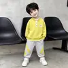 Conjunto de Sudadera para Niños de Primavera y Otoño Conjunto Deportivo de Dos Piezas Ropa de Otoño Elegante para Niños Pequeños Ropa Elegante para Bebé Comercio Exterior