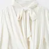 2025 Camisa a Cuadros Estilo Europeo y Americano Transfronterizo con Cuello de Muñeca para Mujer, Camisa sin Espalda Decorada con Lazo, Textura de Satén de Seda