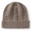 Nuevo gorro de punto trenzado de cachemira, un sombrero cálido y resistente al frío para otoño e invierno, adecuado tanto para hombres como para mujeres, casual, suave y versátil