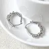 Pendientes de Vid de Nudo Versátiles Estilo Coreano Ins Nicho Diseño de Lujo Ligero Chapados en Cobre con Oro Real de 18K Venta al por Mayor