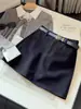 Falda midi de lana línea A anti-exposición para chica bajita mujer otoño nuevo estilo versión coreana cintura alta ajustada al cuerpo falda corta