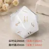 Poliedro de cristal branco natural Z03 DND Dungeons and Dragons Dice Carving Fonte digital manuscrita de sete naipes