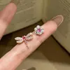Pendientes y Anillos de Libélula con Diamantes Rosa Dulce, Diseño Sencillo de Nicho, Lujo Ligero, Sensación de Alta Gama, Accesorios de Pendientes Asimétricos