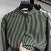 Camiseta de Manga Longa com Gola Henry e Padrão Espinha de Peixe para Homens, Moletom de Design Nicho para Outono com Estampa Listrada, Top Casual para Dropshipping