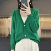 Cardigã de tricô fino elegante com decote em V e bolsos, top liso de cor sólida soltinho para mulheres, jaqueta preta do fabricante