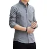 Camisa Oxford de manga larga para hombre de verano, adecuada para primavera y otoño, una camisa fina y moderna de estilo business casual para hombres jóvenes y de mediana edad, diseñada para exportación