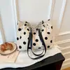 Bolso de Lunares con Diseño de Nicho Casual para Mujer 2026 Nueva Moda Bolso Cruzado de Gran Capacidad Bolso de Mano para Viajes