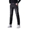 Jeans de hombre de alta gama de moda para otoño, pantalones vaqueros estampados de corte holgado, corte recto ajustado, pantalones largos modernos y versátiles