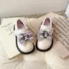 Sapatos de Couro de Princesa de Desenho Animado para Meninas 2025 Verão Novos Sapatos Mary Jane Infantis Laço Sola Macia Confortáveis Sapatos Simples