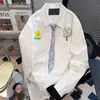 Camisa de algodão puro com design moderno, gravata pintada à mão, manga longa para homens, conjunto estilo universitário para primavera e outono, jaqueta camisa de celebridade da internet