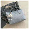 Nova Bolsa de Mão Estilo Outono Estético, Bolsa de Ombro de Grande Capacidade, Moderna e Elegante, Adequada para o Trabalho e Uso Casual, Bolsa Tote