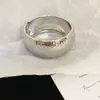 Pulsera Irregular Cóncava Retro Europea y Americana, Pulsera de Diseño Exagerado Personalizada, Pulsera Elegante Simple y de Moda Nicho