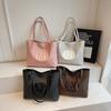 Bolsas Retrô para Mulheres 2025 Outono Novo Bolsas Elegantes para Mulheres Versáteis Bolsas de Mão com Letras Bolsas de Ombro Bolsas Tote para o Dia a Dia