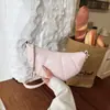 2026 Nuevo Estilo Coreano Moda Versátil Nicho Bolso Croissant con un Toque de Alta Gama, Bolso Cruzado Casual y Simple de un Solo Hombro