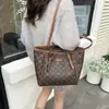 Bolsa Tote Casual de Gran Capacidad para el Día a Día Versátil Moderna de un Solo Hombro Simple Retro Estampada Bolso de Mano con Temperamento