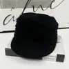 Sombrero de Montar Plisado de Temperamento Estilo Japonés para Mujer Otoño/Invierno Nuevo Retro Versátil Gorra de Periodista Gorra Plana de Temperamento Casual