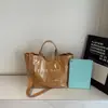 Bolsa de Hombro Tote Portátil de Gran Capacidad Nueva Transfronteriza para Mujer Moda de Gama Alta Versátil Portátil Retro para Viaje al Trabajo