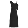 Roupa Feminina Europeia e Americana de Outono e Verão, Vestido Preto Vintage com Pérolas e Corte Slim em V, Vestido Leve e Maduro de Alças 8781