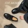 Zapatos de vestir estilo Brogue con doble hebilla y tallado para mujer, mismo estilo que Grape Mom, cuero genuino, tacón grueso, suela gruesa, estilo británico, zapatos pequeños de cuero