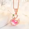 Colgante de cisne de cristal rosa chapado en oro rosa, gran oferta, colgante de cisne de jaspe con piedra de hibisco de imitación, collar de plata, colgante de ganso de diamantes