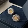 Aretes Flor de Margarita Pequeña Bucci para Mujer, Oro con Diamantes, Diseño de Girasol, Aretes de Oro, Vintage, Exquisitos, Lujo Ligero, Modernos