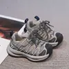 Zapatillas de Moda para Niños para Exteriores con Punta Cerrada 2026 Otoño Nuevos Zapatos Versátiles para Niñas Estilo Coreano Zapatos Casuales para Niños Mayores