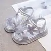 Sandálias Infantis 2026 Verão Novo Solado Macio Para Meninas Moda Fofa Princesa Sapatos de Praia para Crianças Maiores