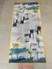 Venta al por mayor de fábrica Nuevo satén de brocado de Li 90*180 estampado Bufanda larga de playa Versión coreana de chal de seda