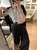 Vibe Elegante e Relaxada, Linho Branco com Proteção Solar, Caimento Solto, Calça Wide Leg de Cintura Alta até o Chão