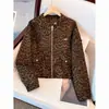 Elegante chaqueta corta de leopardo, de alta gama, con cuello alto para mujer, nueva colección primavera/otoño 2026, top/chaqueta moderno y versátil