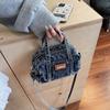 Bolsa de Almofada de Mão em Jeans Estilo Retrô 2025 Novo Modelo Bolsa de Ombro Transversal Feminina Moda Casual Tendência
