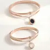 Oferta Especial Suministro Directo Nuevo Estilo Moda Europea y Americana Transfronteriza Pulsera de Acero de Titanio para Mujer Joyería de Alta Calidad que No Pierde el Color Adornos de Nácar Blanco