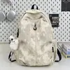 Mochila tie-dye nuvem off-white e cinza, toque solto, estilo coreano para estudantes do ensino fundamental II e médio, para o dia a dia, mochila durável e atraente