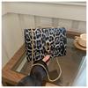 2025 Novo Estilo Simples Estilo Ocidental Commuter Retro Simples Moda Leopardo-estampa Corrente Ombro Crossbody Retro Pequena Bolsa Quadrada para Mulheres
