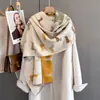 Bufanda de Perro Salchicha con Estampado Completo Leche Fufu Nueva para Otoño e Invierno Bufanda Chal Cálido Lindo Dulce Suave Atmósfera Linda para Mujeres