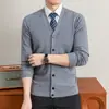 Yingao Estilo Old Money Cárdigan de Lana para Hombre Nuevo Otoño/Invierno para el Trabajo de Punto de Manga Larga de un Solo Botón para Hombres de Mediana Edad y Mayores
