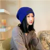 8327 otoño e invierno lindo oso sombrero cálido cara pequeña protección para las orejas sombrero de punto de lana moda coreana sombrero con cordón para mujer
