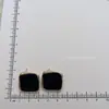 Pendientes Retro de Terciopelo Cuadrados con Aguja de Plata Nuevos para Otoño e Invierno para Mujer, Lujo Accesible, Gama Alta, Modernos, Pendientes Sencillos y Versátiles