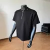 Camiseta de Verano para Hombre de Algodón Espacial Negra con Media Cremallera y Manga Corta Estilo Americano High Street Resistente de Cinco Cuartos Corte Limpio con Botones
