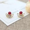 Aretes Cornucopia Sentido de Diseño Nicho Aretes Yuanbao Verano Pequeños Transparentes Retro 2021 Nueva Moda