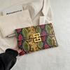 Bolsa de mão com textura estilosa 2024 novo design de pele de cobra bolsa personalizada para celular porta-moedas bolsa de banquete da moda tendência