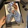 Pañuelo de Seda Pequeño de Alta Gama Estilo Coreano Personalidad Retro con Patrón Paisley Color-Blocking, Pañuelo Cuadrado Único de Nicho para Proteger del Sol