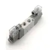 Válvula Solenoide de Doble Cabezal 4V220-08Dc24V Dos Posiciones Cinco Vías Pintura Blanca Potencia 3W Válvula Solenoide de Doble Bobina
