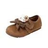 Sapatos de pelúcia dois-algodão sapatos infantis cartoon sapatos Birkenstock 2026 inverno sapatos de princesa infantis sapatos de couro pequenos para bebê sapatos de dirigir
