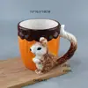 En Stock Taza de Cerámica 3D de Ardilla Sosteniendo Bellota Animal de Dibujos Animados Taza de Agua Cola Larga Asa Café