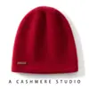 100% Cachemir Puro Otoño e Invierno 2025 Nuevo Gorro de Punto Cálido Casual Grueso con Protección para Orejas y Puntera para Hombre y Mujer