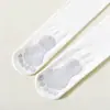 Nuevos leotardos de otoño e invierno para niños, forrados de felpa y engrosados, adecuados para usar al aire libre, leggings para niñas con suelas antideslizantes, calcetines blancos para danza